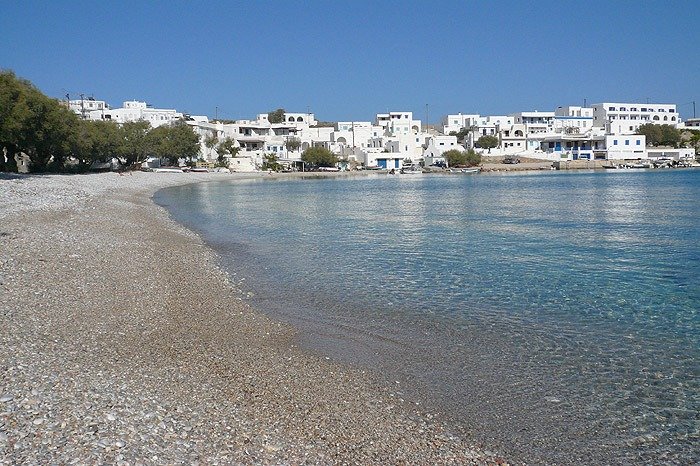 Best beaches cyclades. Karavostasi hotels. Best hotels cyclades islands. Folegandros booking.