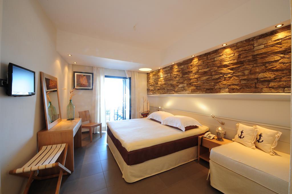 Superior Double Room with Panoramic Sea View